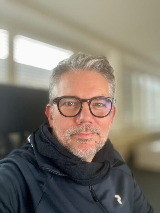 Porträt Marc Olivier Pittner, mal ehrlich