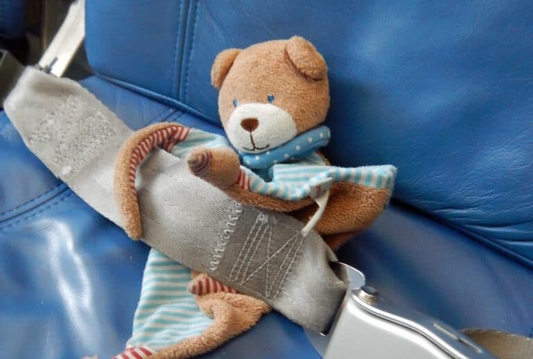 Fliegen mit Kindern - die Freude der anderen Passagiere von mal ehrlich