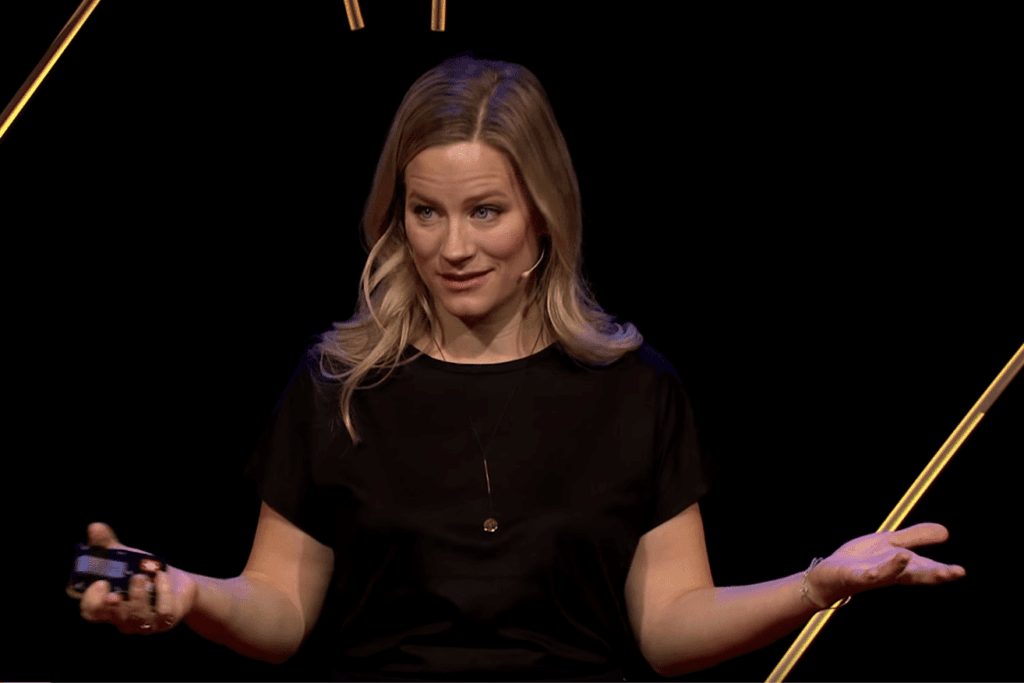 Andrea Jansen beim TedX-Talk: Um Gleichberechtigung zu erreichen, müssen wir wegkommen vom Bild der sich aufopfernden, fürsorglichen Mutter.