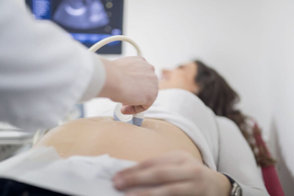 Ultraschall-Untersuchung bei einer Schwangern - welche Untersuchungen zahlt die Krankenkasse bei einer Schwangerschaft?