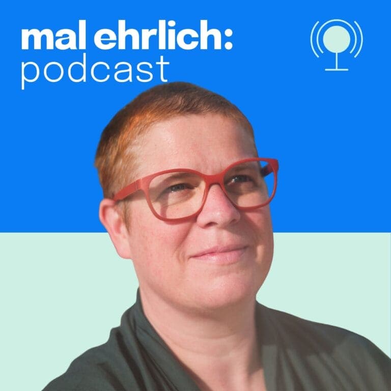 Nadja Schnetzler, Hands Off Parenting-Expertin, auf dem mal ehrlich Podcast Cover