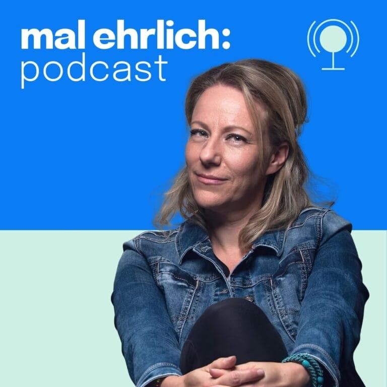 Felizitas Ambauen auf dem Podcast-Cover von mal ehrlich